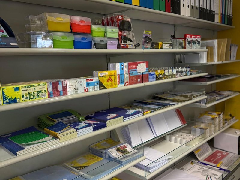 Weiteres Bürosortiment im Ladengeschäft